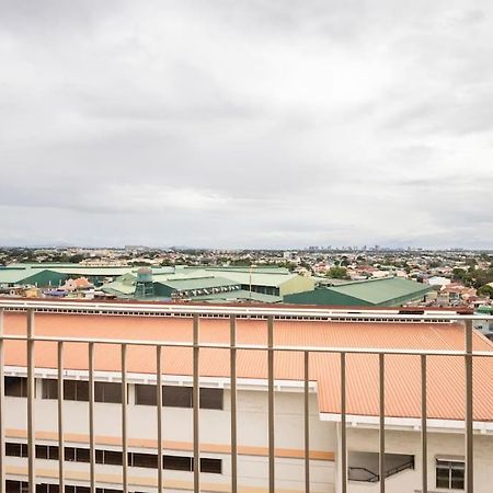 Affordable Condotel Near Manila Airport Dış mekan fotoğraf
