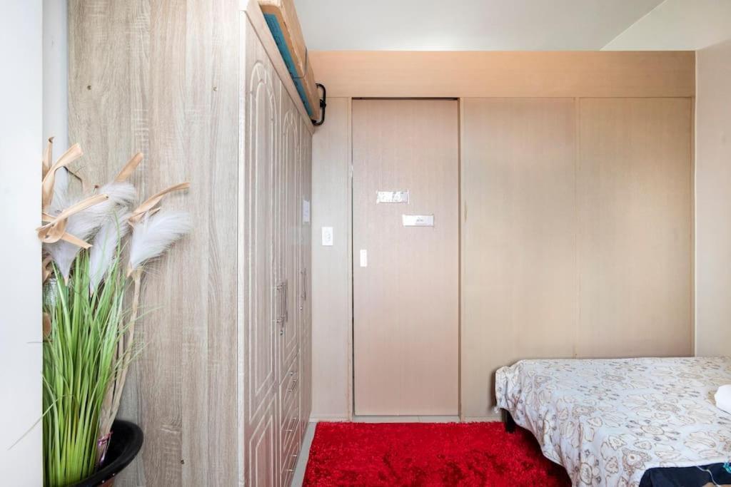 Affordable Condotel Near Manila Airport Dış mekan fotoğraf