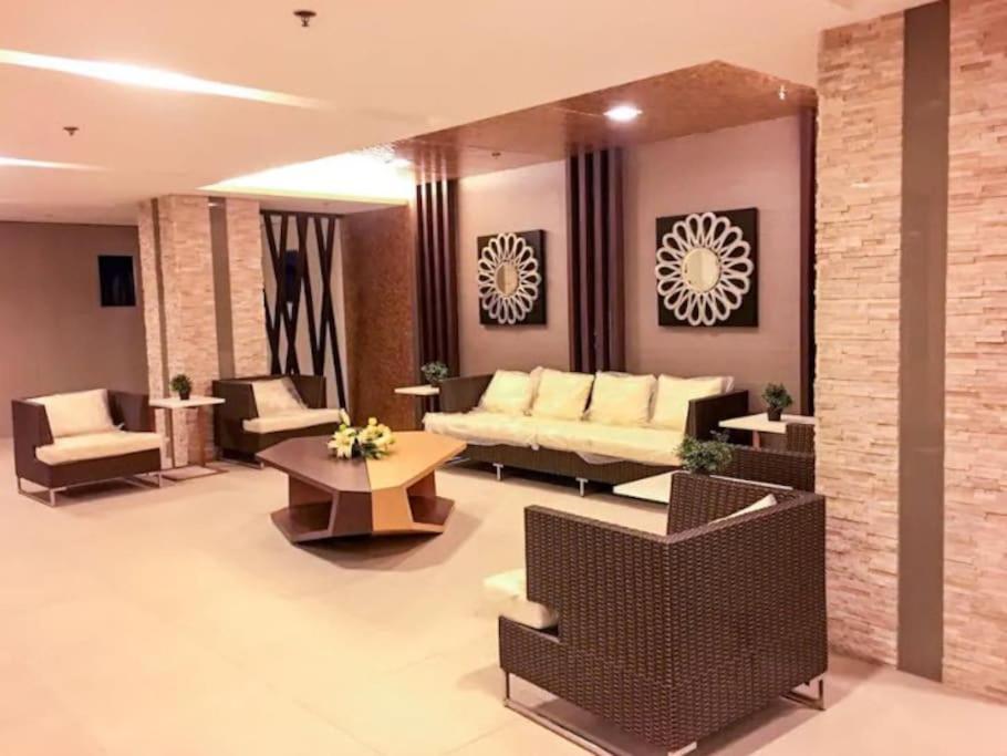 Affordable Condotel Near Manila Airport Dış mekan fotoğraf